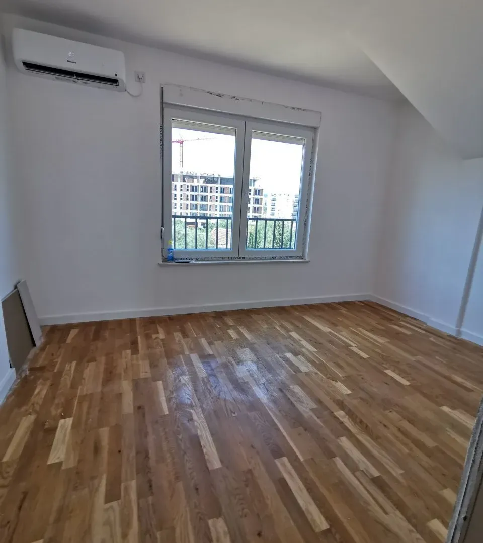 Prodaja, dvosoban stan, 68m², Ljubović, Podgorica