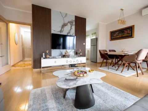 Rent, one bedroom apartment, 55m², City Kvart, Podgorica - image 1