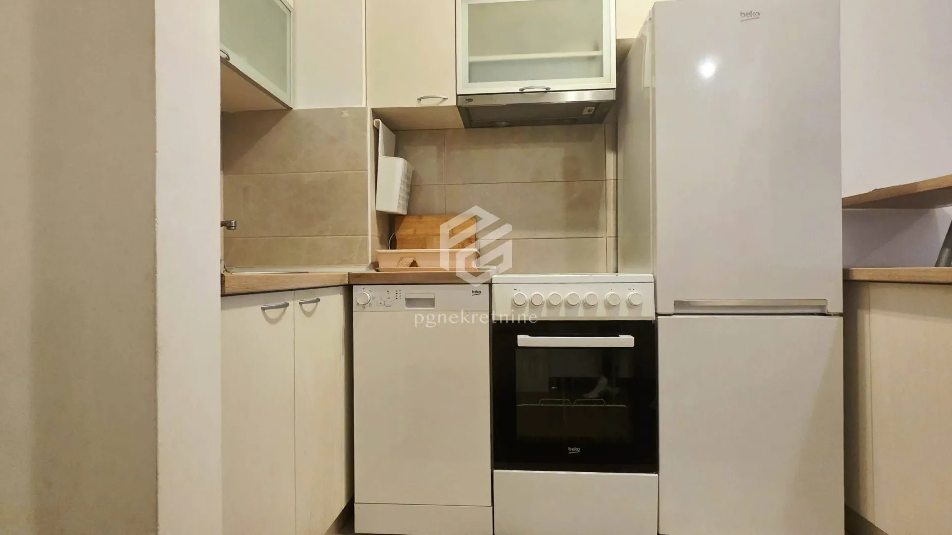 Rent, one bedroom apartment, 40m², Tuški Put, Podgorica