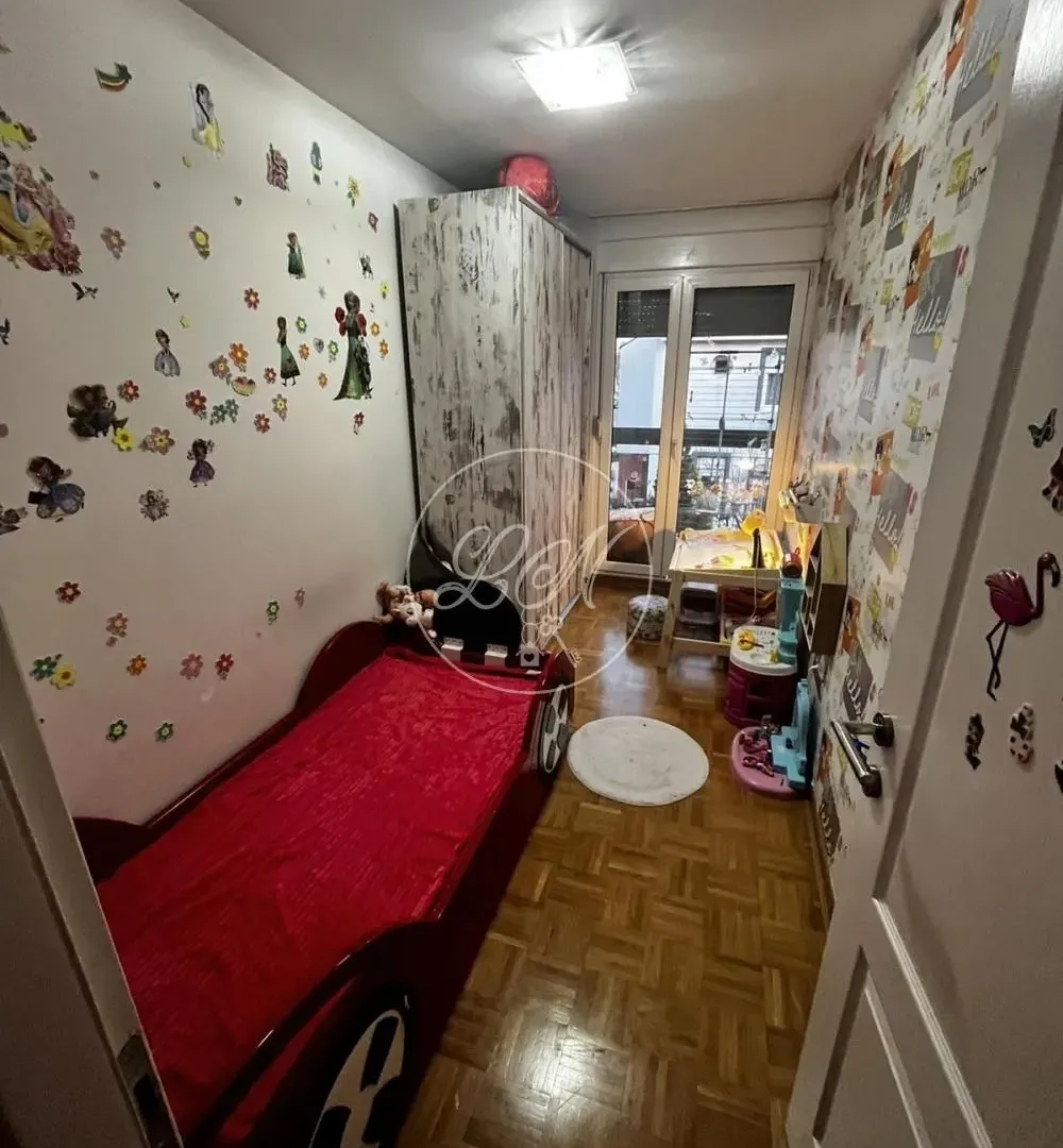 Prodaja, stan, 139m², Batajnica, Beograd