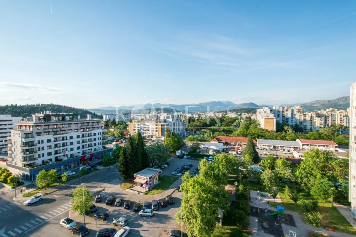 Izdavanje, trosoban stan, 103m², Zabjelo, Podgorica