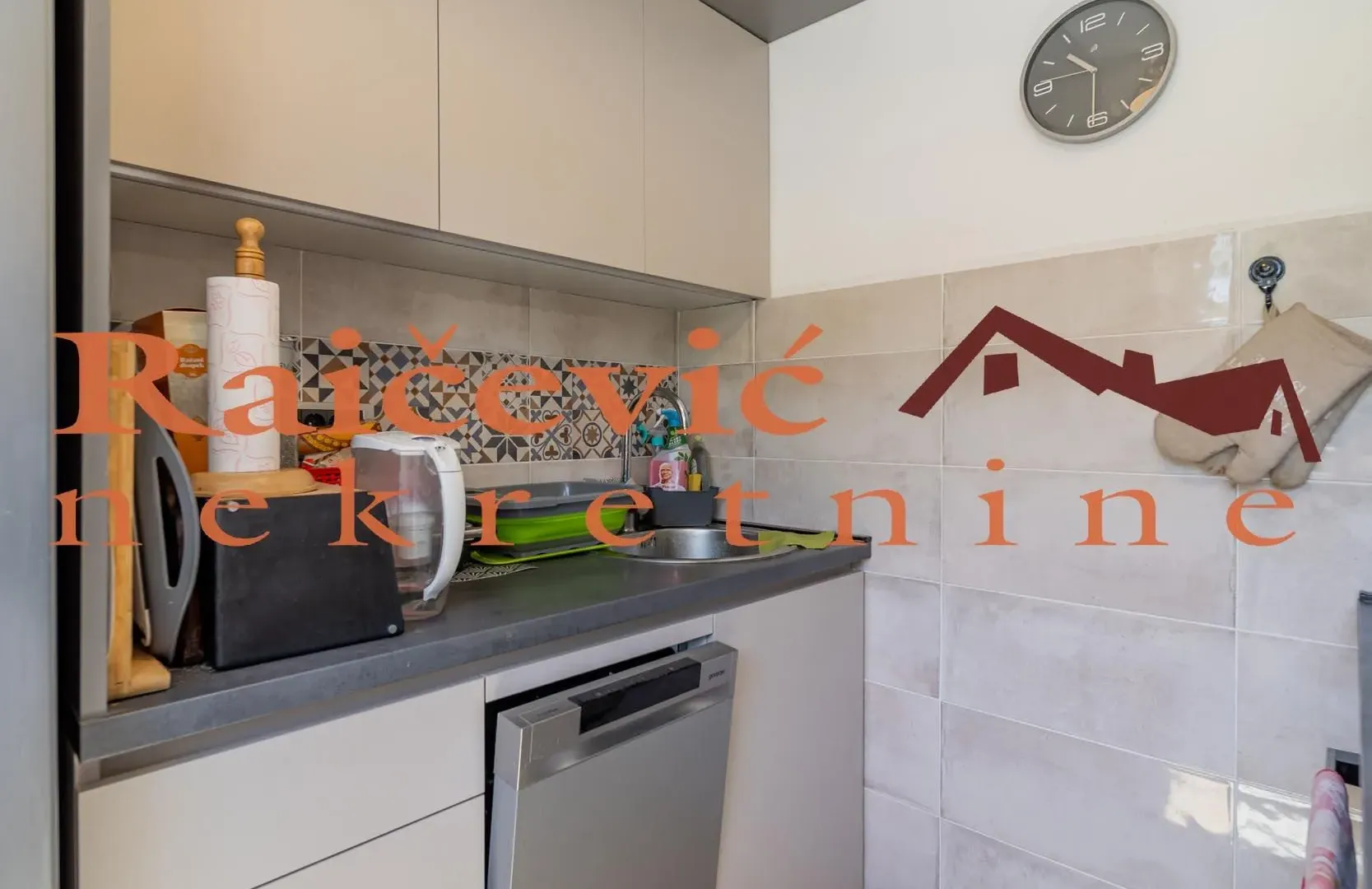 Sale, house, 220m², Rušanj, Beograd