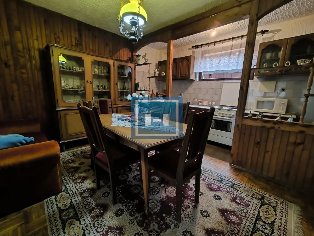 Sale, house, 291m², Ćuprija, Srbija