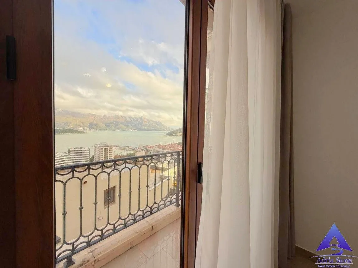 Sale, two bedroom apartment, 54m², Komoševina, Budva