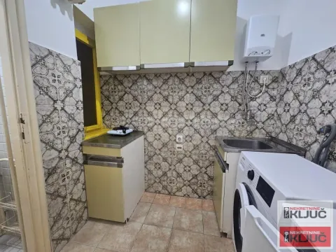 Izdavanje, garsonjera, 24m², Centar, Novi Sad - image 3