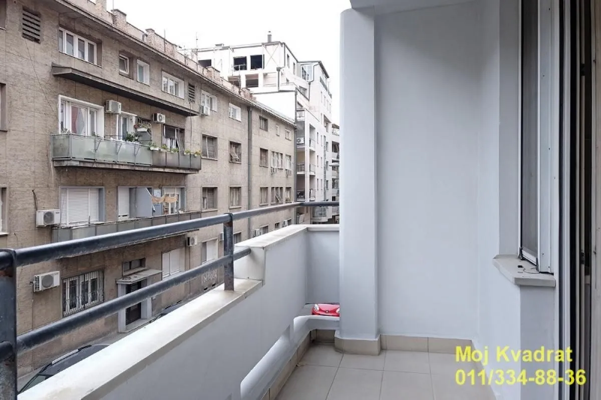 Prodaja, četvorosoban stan, 105m², Vračar Sve Podlokacije, Beograd