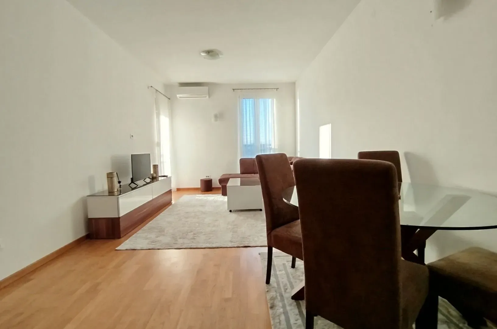 Rent, apartment, 50m², Stari Aerodrom, Podgorica