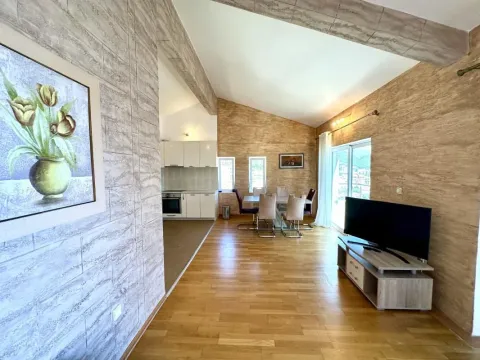 Sale, two bedroom apartment, 105m², Petrovac, Budva - image 9