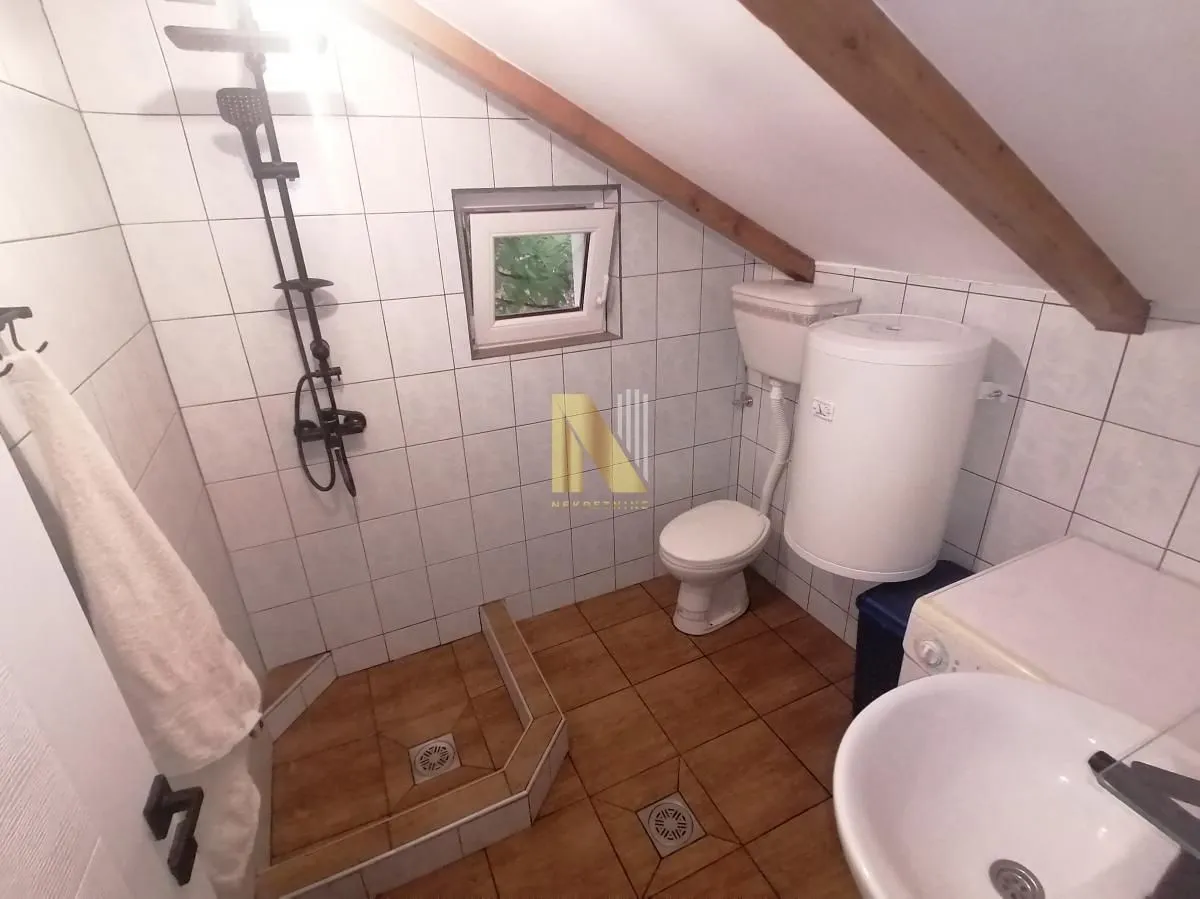 Prodaja, kuća, 92m², Sremska Kamenica, Petrovaradin
