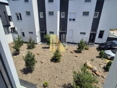 Prodaja, stan, 148m², Vidovdansko naselje, Novi Sad Sve Podlokacije - image 22