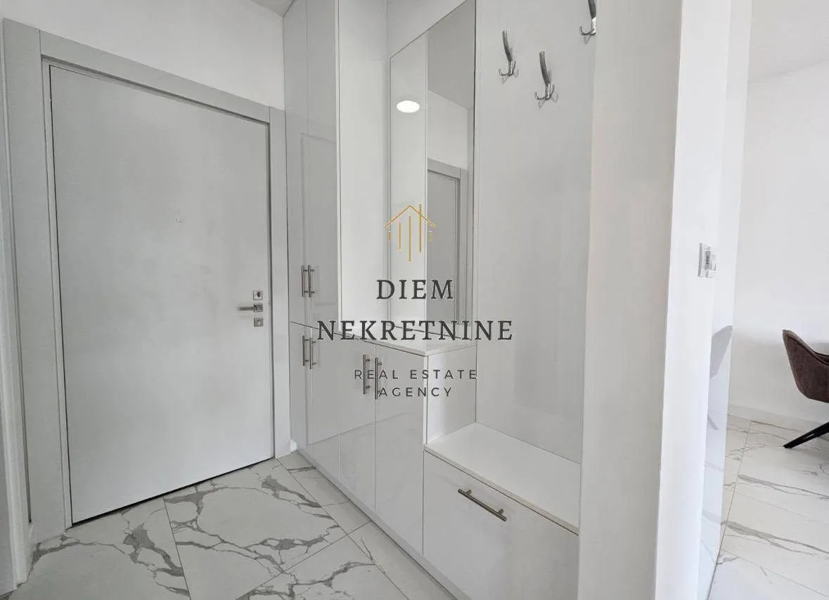 Rent, one bedroom apartment, 55m², Ilino, Bar