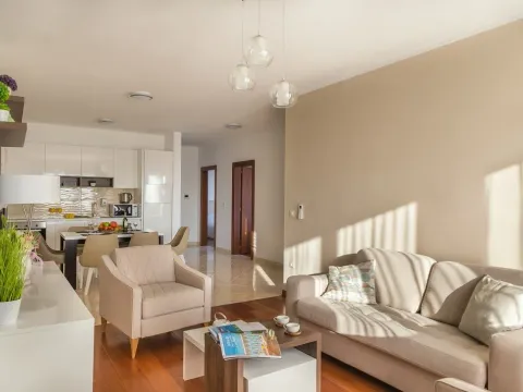 Prodaja, trosoban stan, 107m², Bečići, Budva - image 3