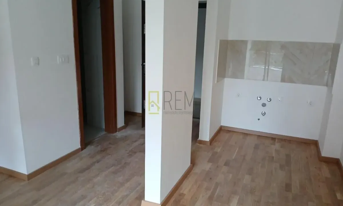 Sale, studio apartment, 32m², Bečići, Budva