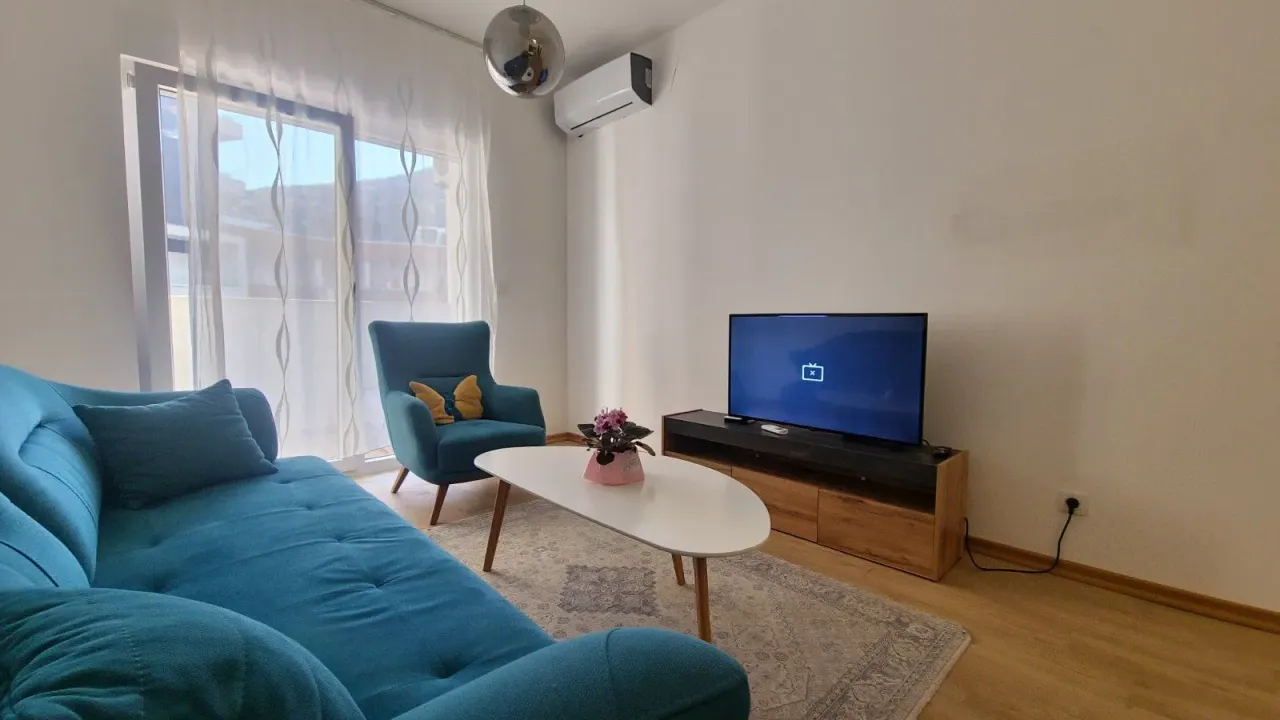 Rent, two bedroom apartment, 69m², Budva, Crna Gora