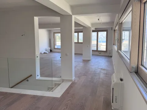 Prodaja, petosoban stan, 173m², Kotor, Crna Gora - image 14