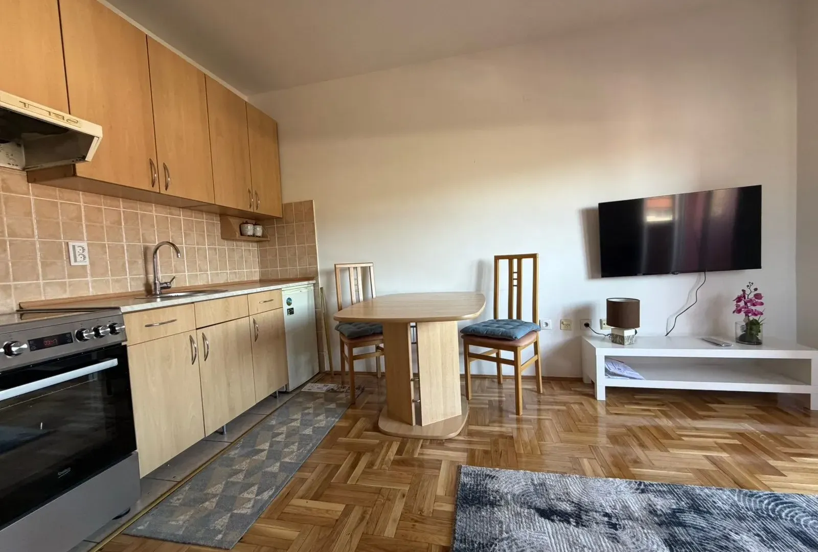 Rent, studio apartment, 28m², Zabjelo, Podgorica