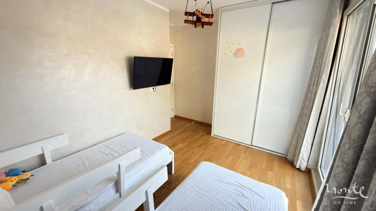 Sale, three bedroom apartment, 104m², Bečići, Budva
