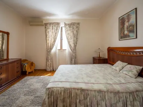 Sale, house, 420m², Škaljari, Kotor - image 5