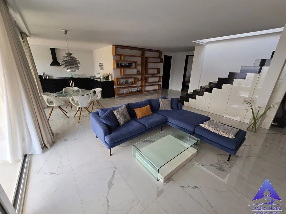 Sale, three bedroom apartment, 149m², Rafailovići, Budva