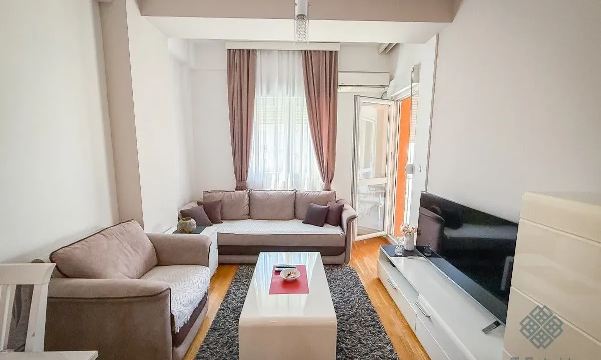 Izdavanje, jednosoban stan, 42m², Ljubović, Podgorica