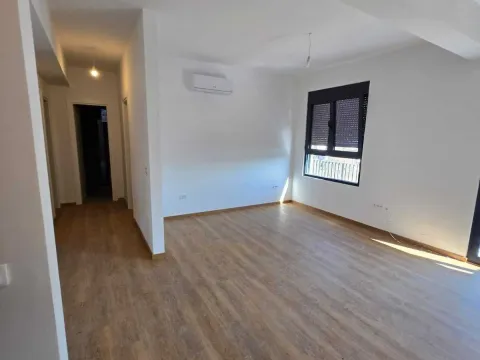 Sale, three bedroom apartment, 86m², Bjeliši, Bar - image 3