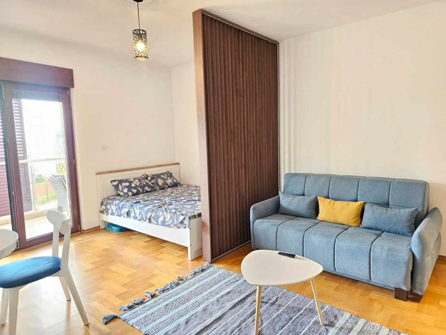 Rent, studio apartment, 42m², Bečići, Budva