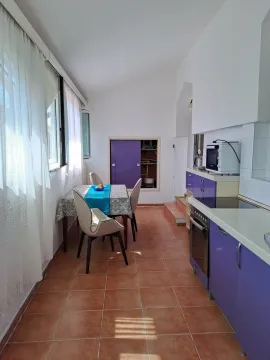 Rent, three bedroom apartment, 100m², Tivat, Crna Gora - image 8