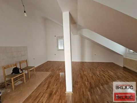 Prodaja, jednosoban stan, 37m², Detelinara, Novi Sad Sve Podlokacije - image 5