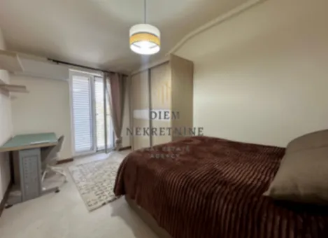 Izdavanje, trosoban stan, 114m², Momišići, Podgorica - image 4