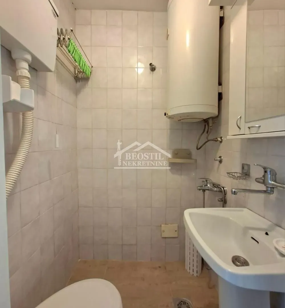 Rent, two bedroom apartment, 51m², Savski Venac, Beograd
