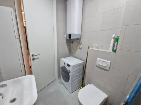 Rent, one bedroom apartment, 50m², Donja Lastva, Tivat - image 4