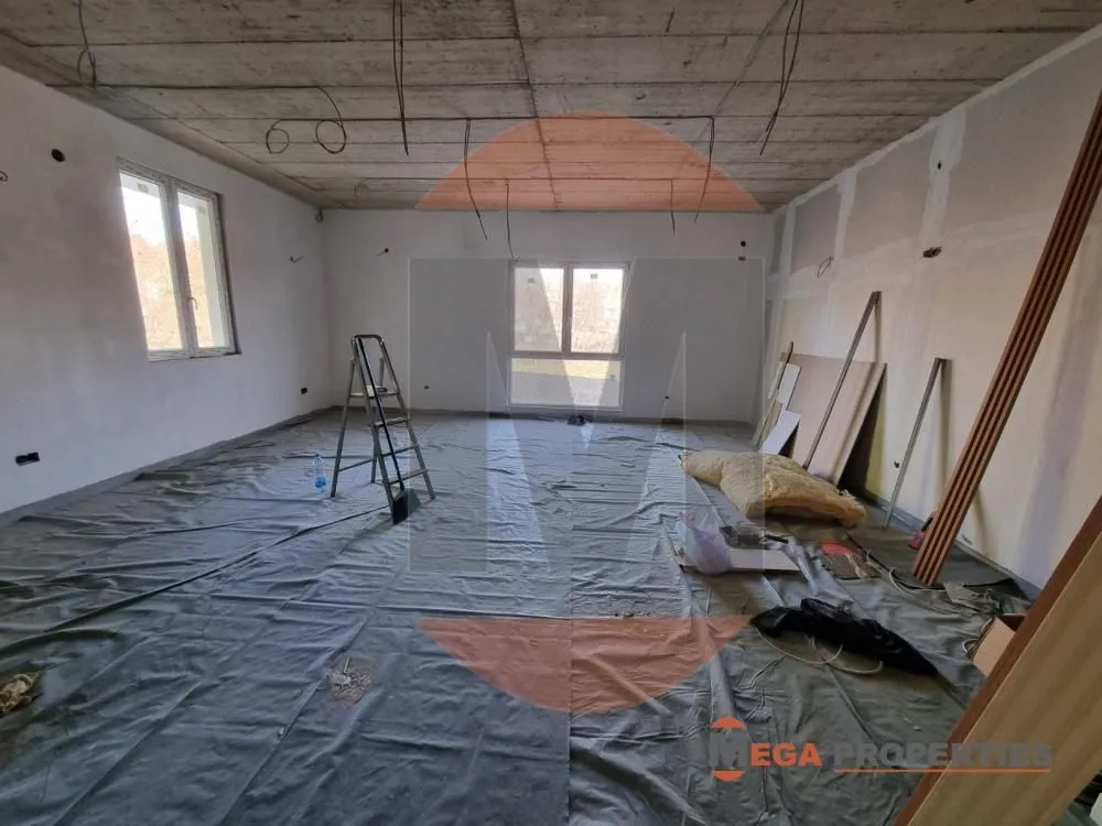 Izdavanje, poslovni prostor, 65m², Kaludjerica, Grocka