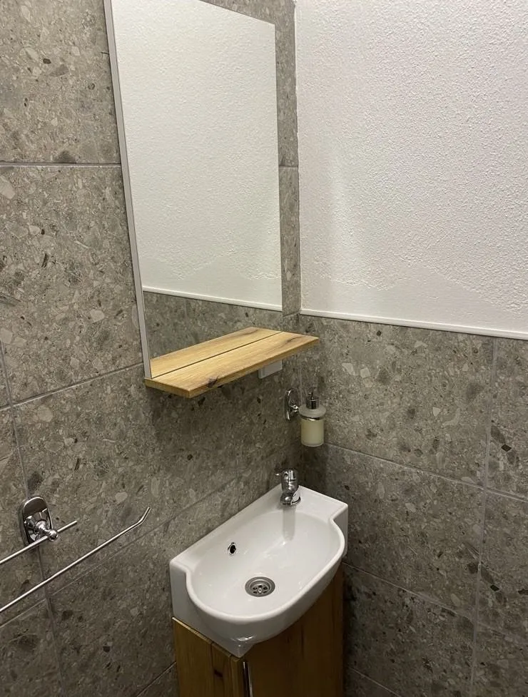 Izdavanje, poslovni prostor, 28m², Tuški Put, Podgorica