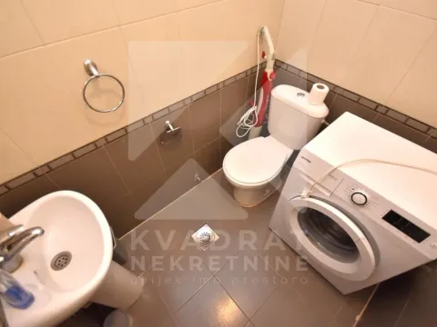 Izdavanje, dvosoban stan, 80m², Ljubović, Podgorica - image 14