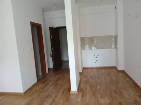 Sale, studio apartment, 31m², Bečići, Budva - image 5