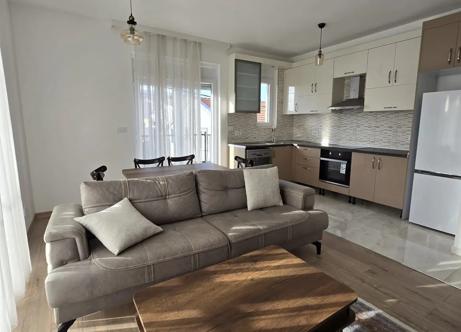 Prodaja, jednosoban stan, 52m², Stari Aerodrom, Podgorica