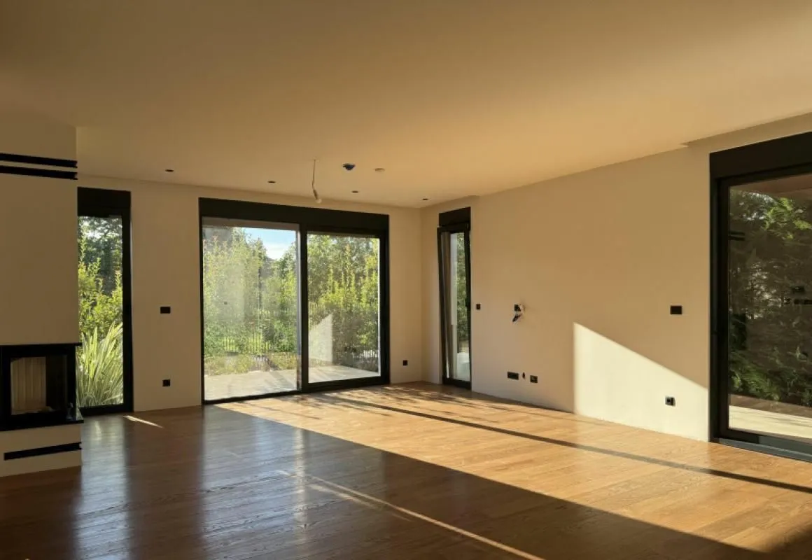 Prodaja, kuća, 262m², Gorica C, Podgorica