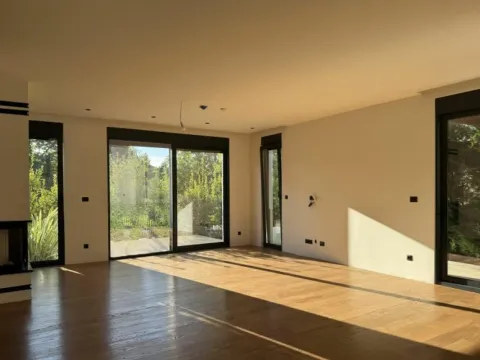 Sale, house, 262m², Gorica C, Podgorica - image 4