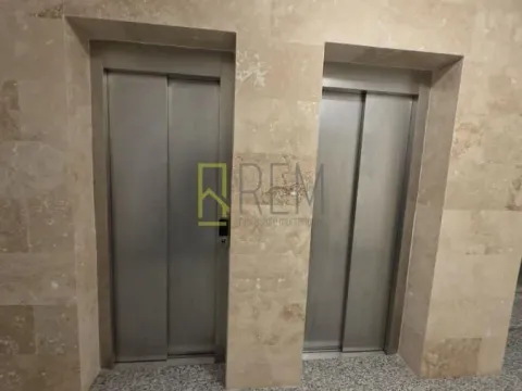 Sale, one bedroom apartment, 93m², Ulcinj, Crna Gora - image 14