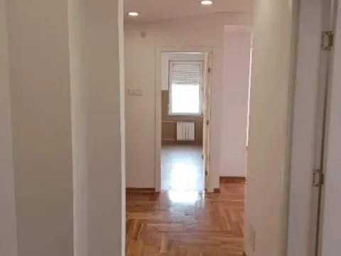 Izdavanje, četvorosoban stan, 90m², Čukarica, Beograd - image 9