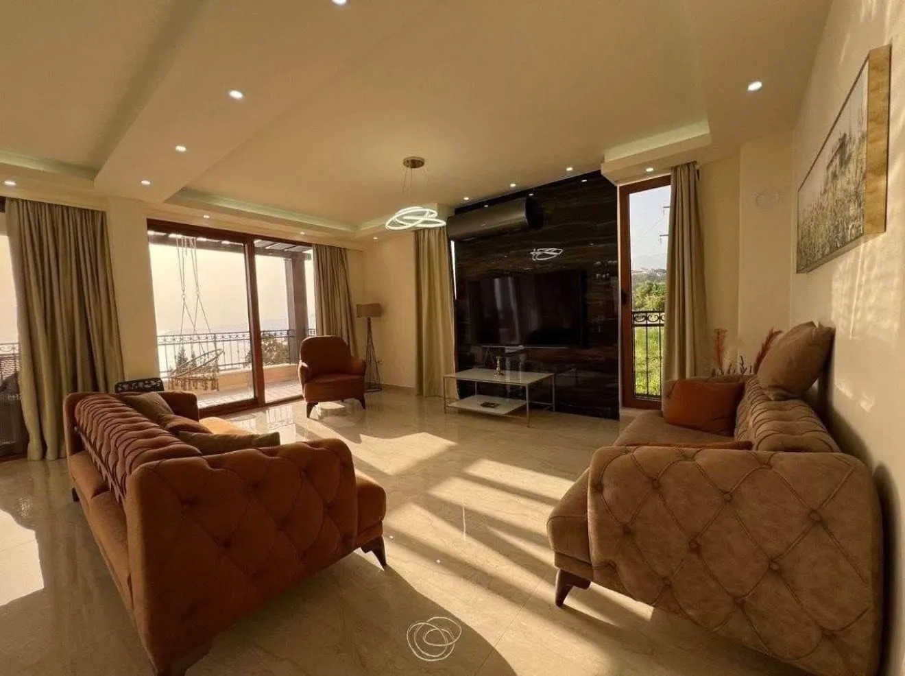 Izdavanje, kuća, 418m², Blizikuće, Budva