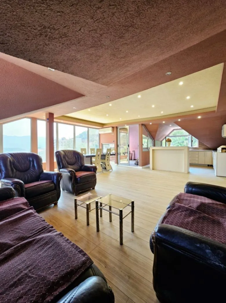 Prodaja, trosoban stan, 140m2, Bijeli Do, Budva