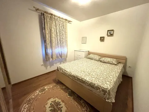 Rent, house, 100m², Pričelje, Podgorica - image 5