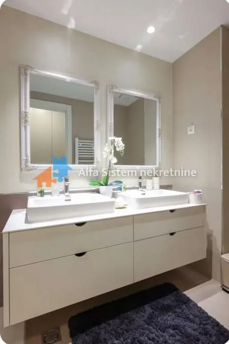 Rent, three bedroom apartment, 77m², Savski Venac, Beograd