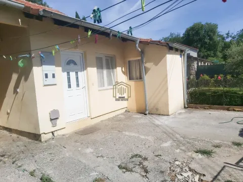 Prodaja, kuća, 83m², Dahna, Podgorica - image 2