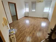 Rent, two bedroom apartment, 36m², Bulevar Oslobodjenja, Novi Sad Sve Podlokacije - image 1