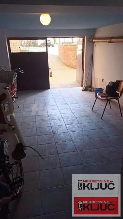 Sale, parking/garage, 26m², Sajmište, Novi Sad
