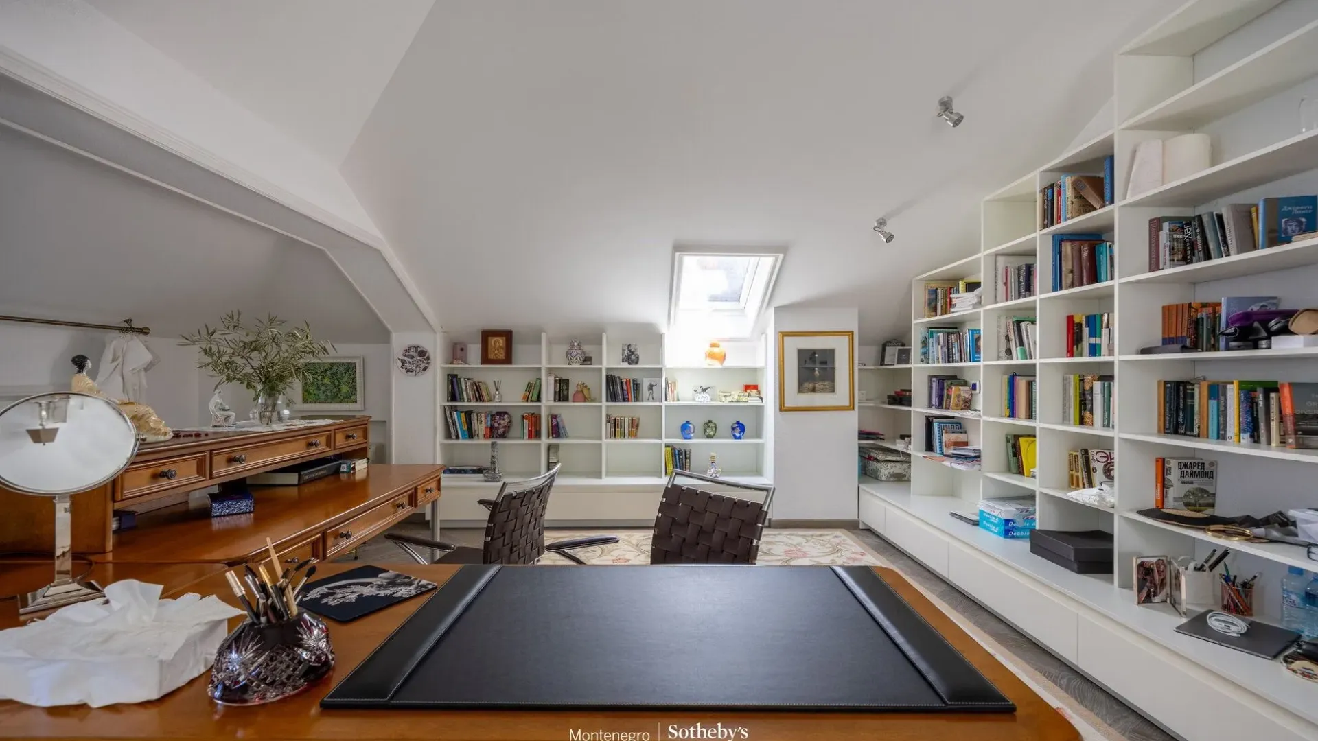 Rent, house, 587m², Dobrota, Kotor