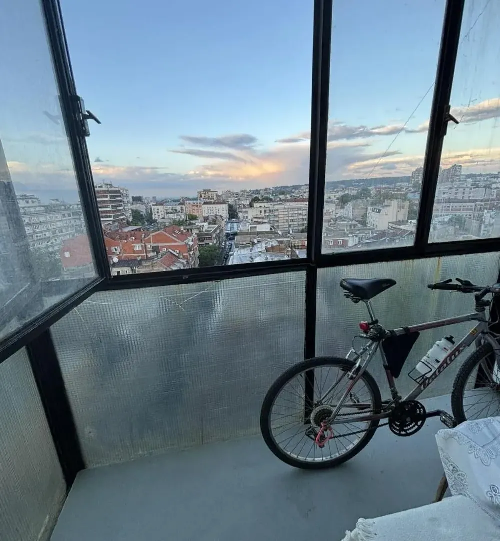 Izdavanje, dvosoban stan, 50m², Vračar Hram, Vračar Sve Podlokacije
