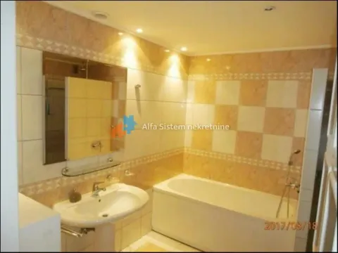 Izdavanje, poslovni prostor, 147m², Kalenić Pijaca, Vračar Sve Podlokacije - image 17